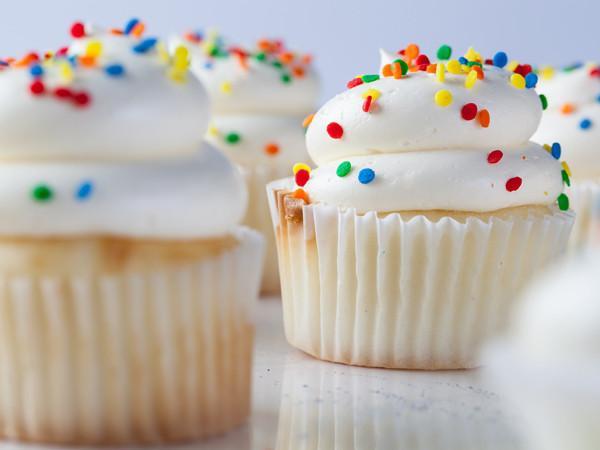 $1.50 Cupcakes for HELP of Southern Nevada