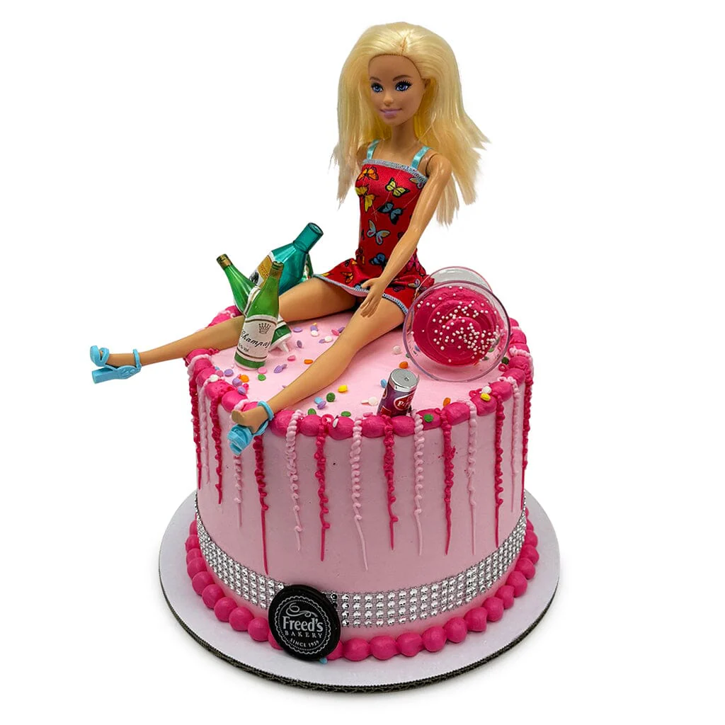 Party Hard Vegas Birthday Cake - Image 2